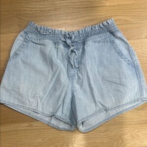 Abercrombie Kids chambray shorts, size 11/12